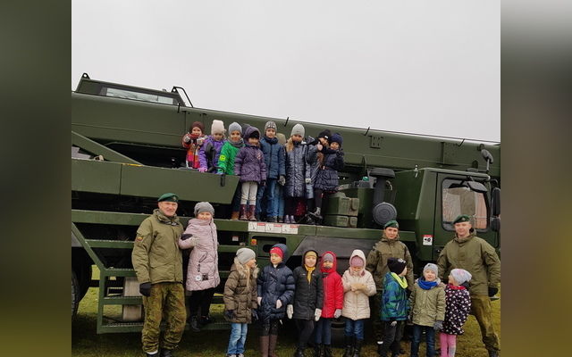 Mokiniai lankėsi Lietuvos kariuomenės Juozo Vitkaus inžinerijos batalione
